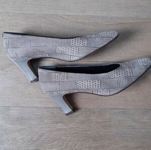 🇮🇹***Gorgeous Genuine Suede Shoes / Made in Italy